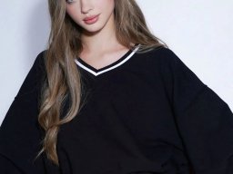 beautiful-students-260924-260924-027