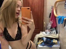 beautiful-students-260924-260924-027
