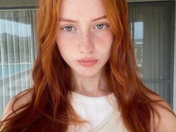 beautiful-students-260924-260924-027