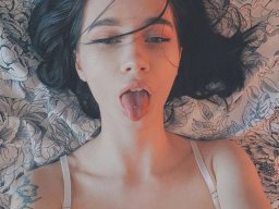 beautiful-students-260924-260924-028