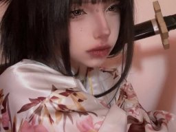 beautiful-students-260924-260924-028
