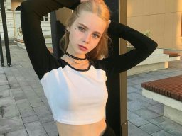 beautiful-students-260924-260924-028