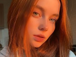 beautiful-students-260924-260924-029