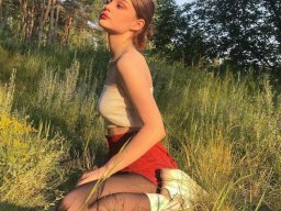 beautiful-students-260924-260924-030
