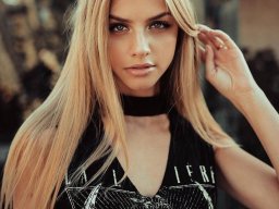 beautiful-students-260924-260924-031