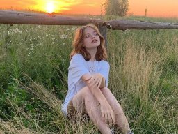 beautiful-students-260924-260924-031
