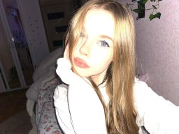 beautiful-students-260924-260924-031