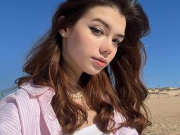 beautiful-students-260924-260924-031