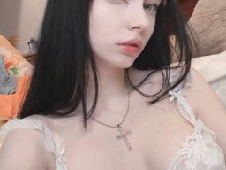 beautiful-students-260924-260924-031