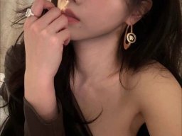 beautiful-students-260924-260924-032