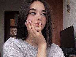beautiful-students-260924-260924-032