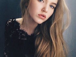 beautiful-students-260924-260924-032