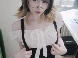beautiful-students-260924-260924-032