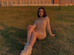 beautiful-students-260924-260924-032