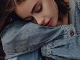beautiful-students-260924-260924-032