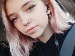 beautiful-students-260924-260924-032