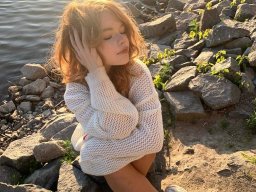 beautiful-students-260924-260924-032
