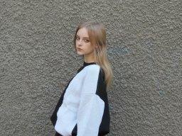 beautiful-students-260924-260924-032