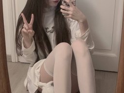 beautiful-students-260924-260924-033