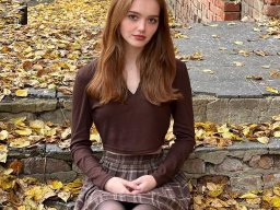 beautiful-students-260924-260924-034