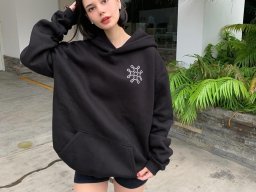 beautiful-students-260924-260924-034