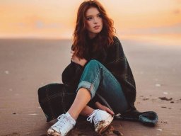 beautiful-students-260924-260924-035