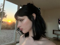 beautiful-students-260924-260924-035