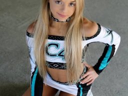beautiful-students-260924-260924-035