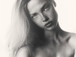 beautiful-students-260924-260924-036