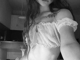 beautiful-students-260924-260924-036