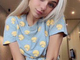 beautiful-students-260924-260924-036