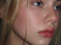 beautiful-students-260924-260924-037