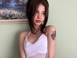 beautiful-students-260924-260924-037