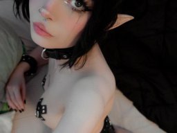 beautiful-students-260924-260924-037