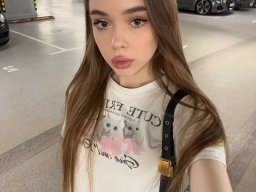 beautiful-students-260924-260924-038