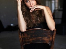 beautiful-students-260924-260924-038