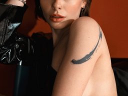 beautiful-students-260924-260924-038