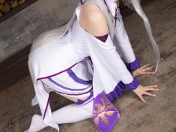 beautiful-students-260924-260924-038