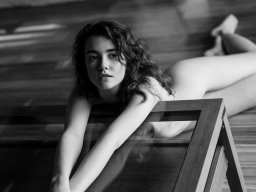 beautiful-students-260924-260924-038