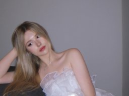 beautiful-students-260924-260924-039