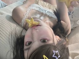 beautiful-students-260924-260924-039