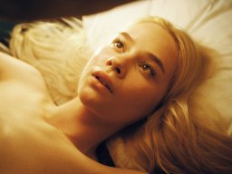 beautiful-students-260924-260924-040
