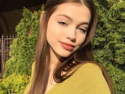beautiful-students-260924-260924-040