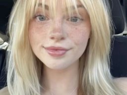 beautiful-students-260924-260924-040