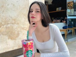 beautiful-students-260924-260924-041