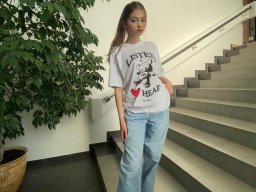 beautiful-students-260924-260924-041