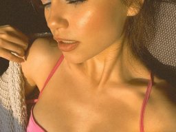 beautiful-students-260924-260924-042