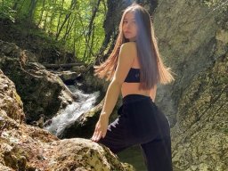 beautiful-students-260924-260924-042