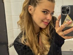 beautiful-students-260924-260924-042