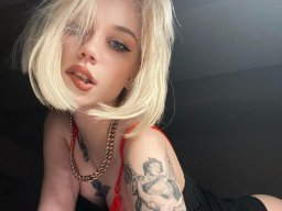 beautiful-students-260924-260924-043